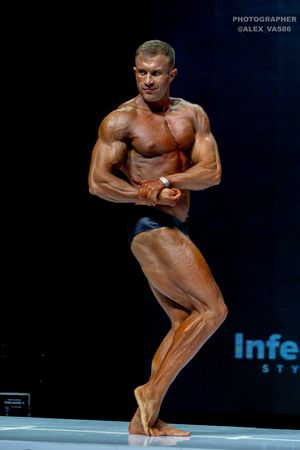 CLASSIC PHYSIQUE 178